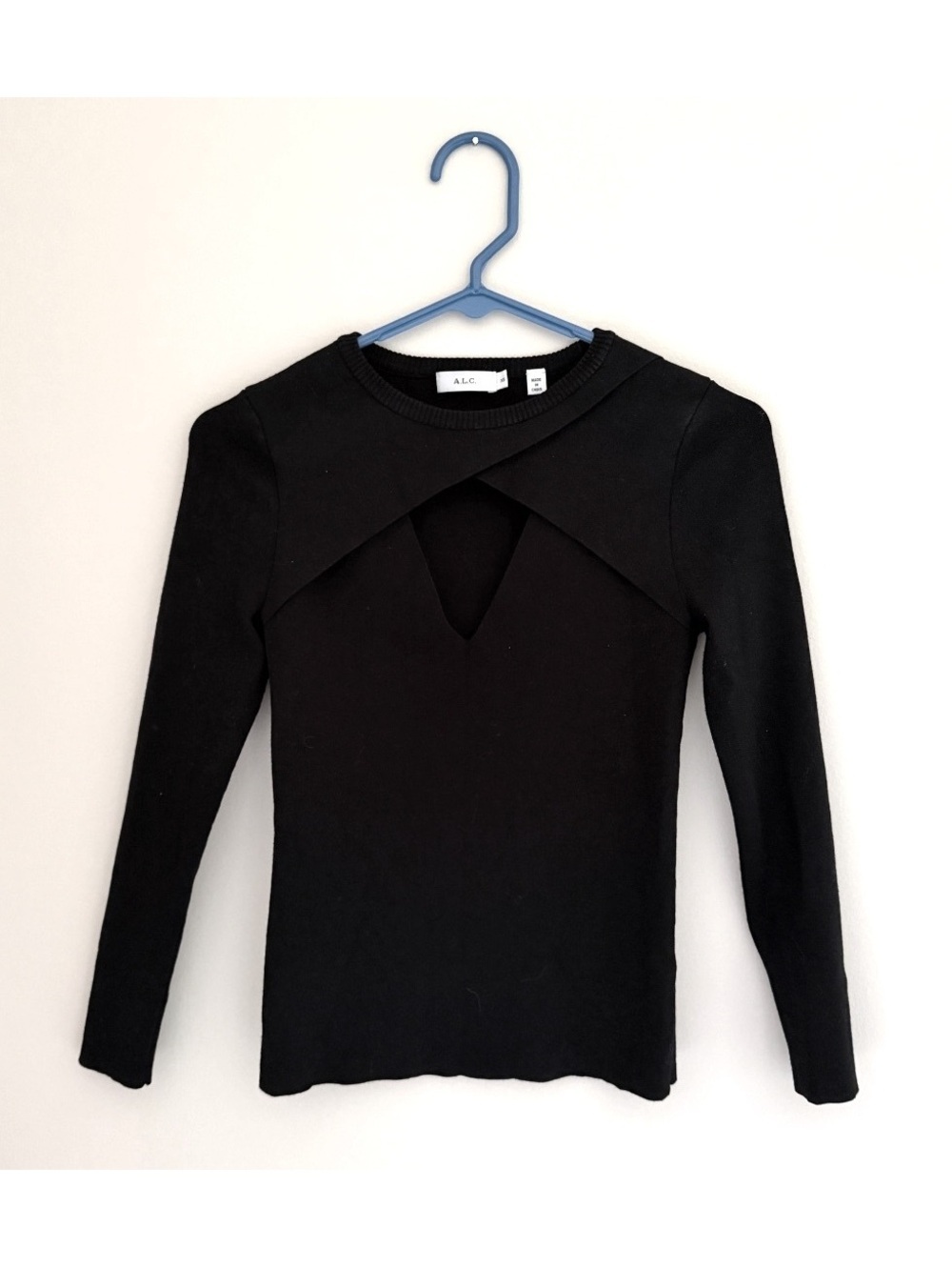 xs $295 MSRP, like new sweater